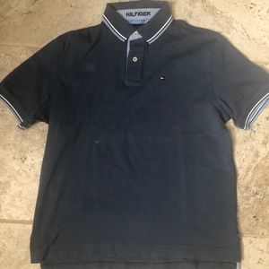 Vintage Tommy Hilfiger navy blue polo (L)